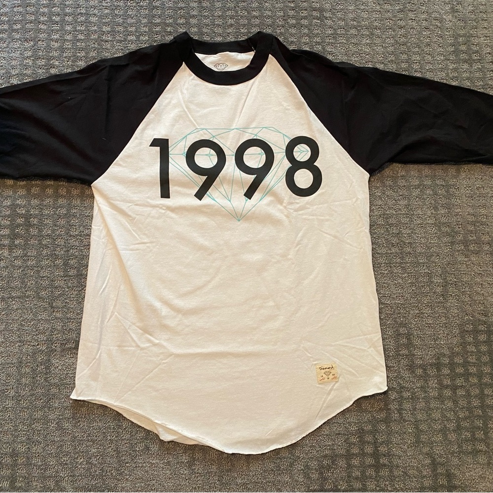 98 Brilliant Raglan baseball white T with black 3/4 sleeves and trim